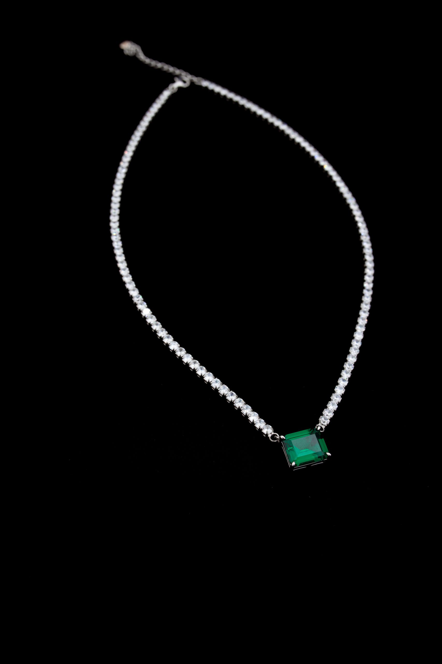 Emerald Necklace - Image 3